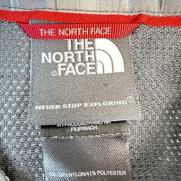 The North Face‎ Shirt Mens Large Gray Plaid Short Sleeve Button Up Casual Adult - Picture 4 of 9
